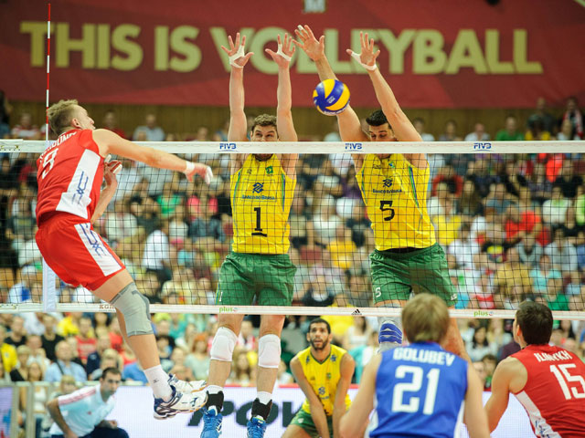 Бразильцы вновь обыграли россиян на чемпионате мира по волейболу