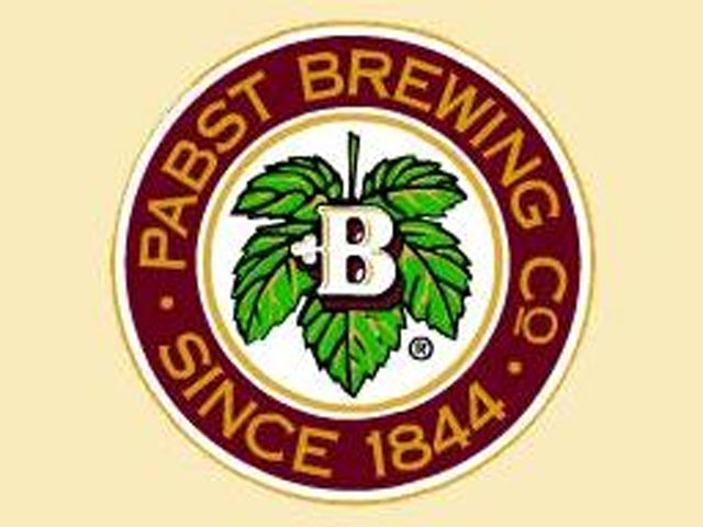 Российская компания Oasis Beverages вместе с фондом частных инвестиций TSG Consumer Partners собирается купить американского производителя пива Pabst Brewing