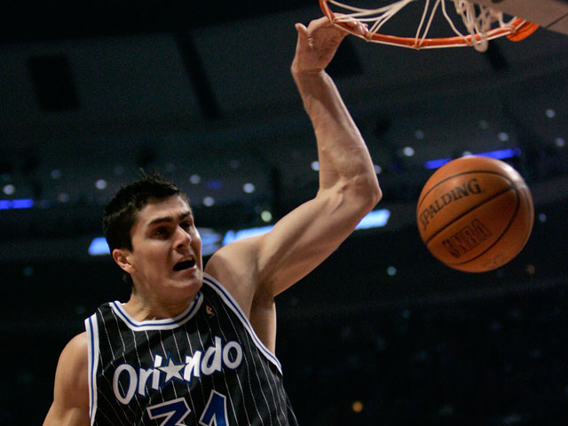 Второй номер драфта НБА-2003 29-летний серб Дарко Миличич завершает карьеру баскетболиста, чтобы профессионально заняться кикбоксингом