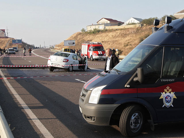 В Симферополе начались обыски после провала дороги и смертельного ДТП