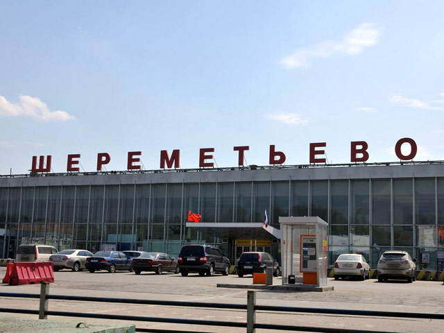 Низкобюджетный перевозчик "Аэрофлота", создаваемый вместо "Добролета", будет базироваться в терминале В "Шереметьева" до 1 марта 2015 года