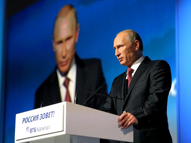 Президент РФ Владимир Путин 2 октября выступил на традиционном форуме "Россия зовет!", темой которого на этот раз стало привлечение инвестиций в условиях западных санкций