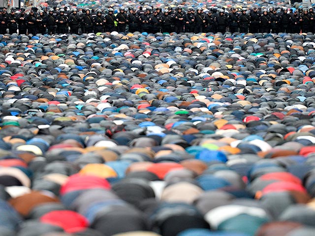 Москва, Соборная мечеть, 4 октября 2014 года