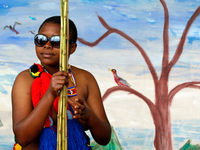 В африканской стране Свазиленд, одной из последних абсолютных монархий современности, правительство решило доплачивать молодым девушкам за невинность