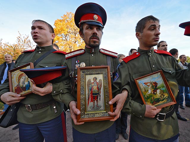 Петербургские казаки предлагают чиновникам изучать закон божий