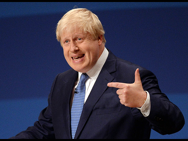 В британской столице под наблюдением спецслужб находятся несколько тысяч человек, которые представляют угрозу как потенциальные террористы, заявил мэр Лондона Борис Джонсон