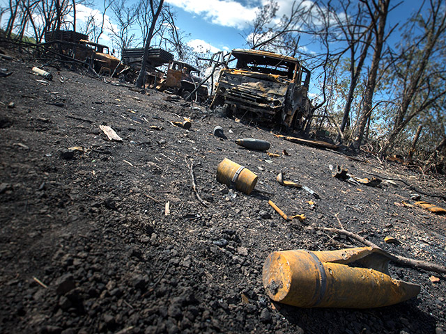 В Луганской области Украины идут ожесточенные бои в районе села Бахмутка