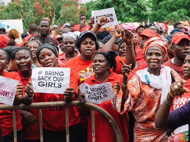 Власти Нигерии сделали заявление, согласно которому террористическая группировка "Боко Харам" готова отпустить на свободу школьниц, захваченных в плен в апреле этого года