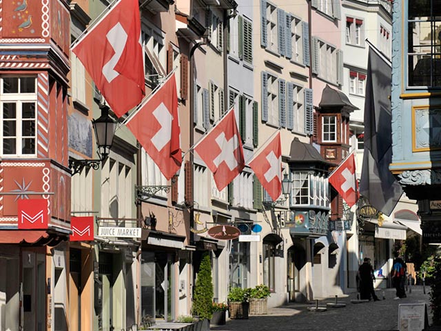 Иностранные миллионеры, обосновавшиеся в Швейцарии, с беспокойством ждут результатов референдума 30 ноября