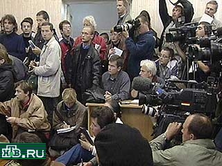 Союз журналистов России осуждает снятие с эфира в минувшую субботу на канале ОРТ программы Сергея Доренко
