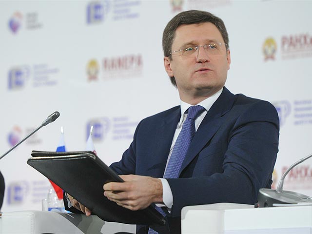 Как сообщил министр энергетики Александр Новак, добыча газа в России в 2014 году составит 650 млрд кубометров, что "не намного ниже 2013 года"