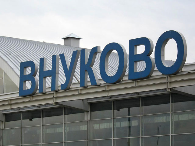 Глава международного аэропорта "Внуково" и его заместитель подали в отставку после гибели главы Total