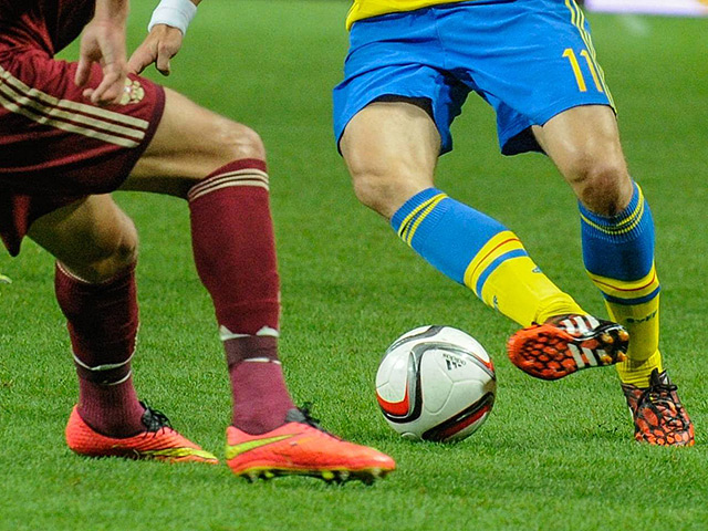 За прошедший месяц российские футболисты дважды сыграли вничью с командами Швеции (1:1) и Молдавии (1:1) в рамках отборочного турнира чемпионата Европы - 2016