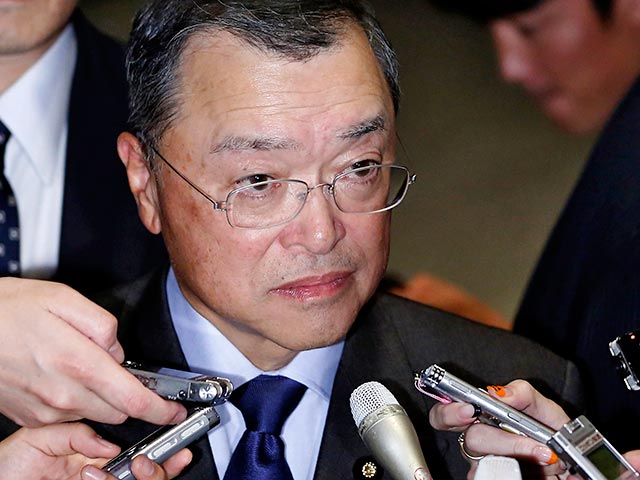 Новый министр экономики, торговли и промышленности Еити Миядзава, получивший портфель во вторник, 21 октября, признал, что его подчиненные использовали средства из политических фондов на развлечения в секс-баре с садомазохистским уклоном