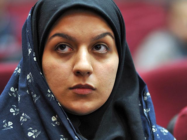 Власти Ирана привели в исполнение смертный приговор 26-летней Рейхане Джаббари, обвинявшуюся в убийстве сотрудника служб безопасности