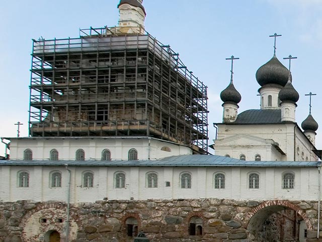 Местным властям разрешено деньгами поддерживать конфессии в деле сохранения переданных им памятников