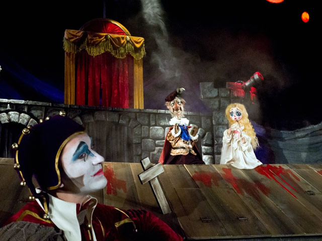 Второй Московский международный фестиваль театров кукол стартует в Москве в пятницу, в этом году он посвящен британской культуре и литературе,