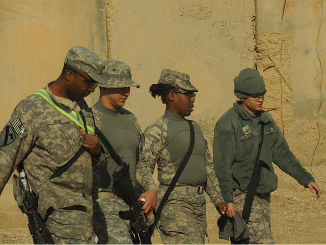 В армии США разрешили называть темнокожих солдат "неграми" или "черными"