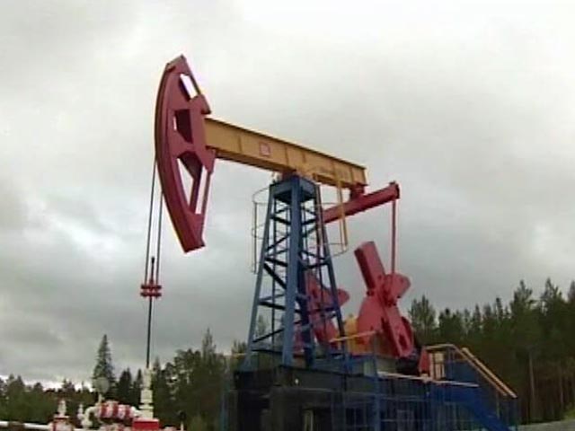 Российский президент Владимир Путин объяснил Китаю, почему падают цены на нефть. За снижением мировых цен на нефть может стоять политика ряда стран, которые используют этот механизм в период кризисов, считает российский лидер