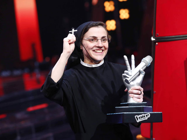 Выигравшая конкурс "Голос Италии" монахиня выпускает дебютный альбом