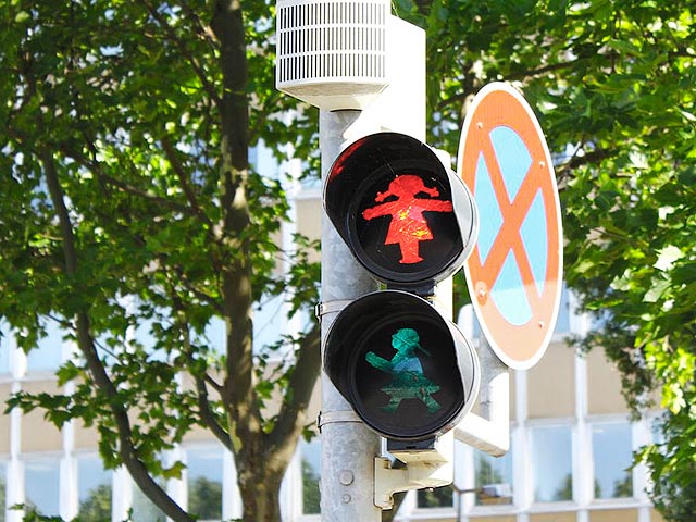 Социал-демократическая партия Германии и движение "Зеленые" выступили за гендерное равноправие светофоров