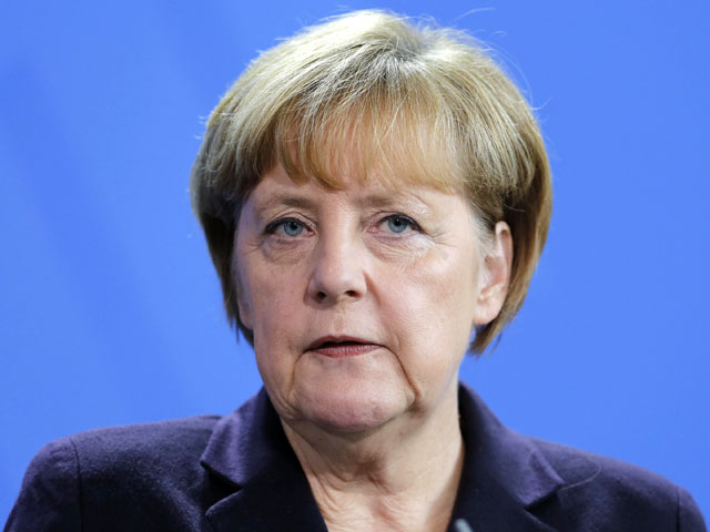 Канцлер Германии Ангела Меркель на саммите "Большой двадцатки", который 15 ноября открылся в австралийском Брисбене, заявила, что политики Европейского союза рассматривают возможность ужесточения санкций в отношении российских чиновников, бизнесменов и го