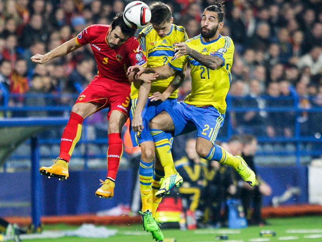Футболисты сборных Черногории и Швеции в Подгорице сыграли вничью со счетом 1:1 в матче отборочного турнира чемпионата Европы-2016