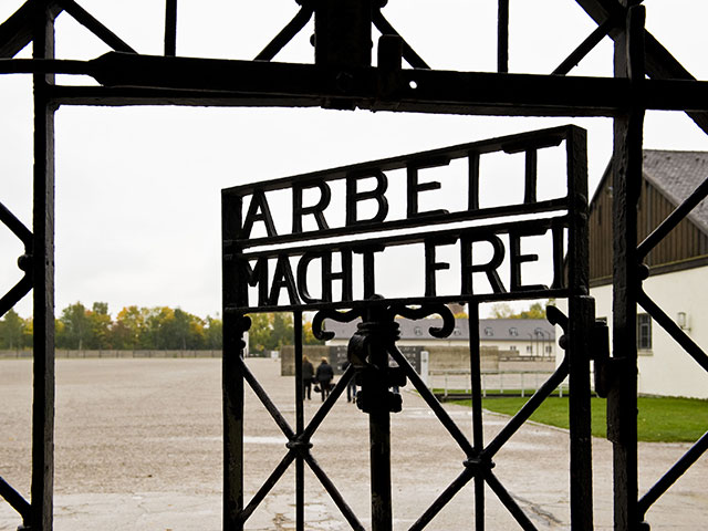 Лучший сценарий короткометражки о Холокосте получит 40 тыс. долларов на производство