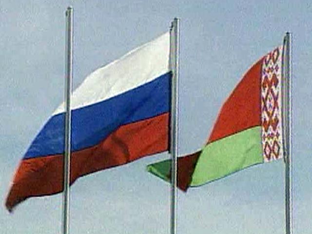 Девальвация рубля может развить "финансовый туризм" россиян в Белоруссию