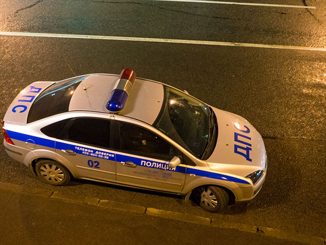 В Москве супруги-автолюбители подрались с гаишниками из-за ксеноновых фар