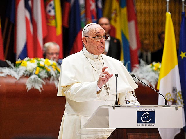 Папа Римский Франциск, выступивший накануне в Совете Европе (СЕ), в Страсбурге, призвал не допустить повторения событий, произошедших во время двух мировых воин