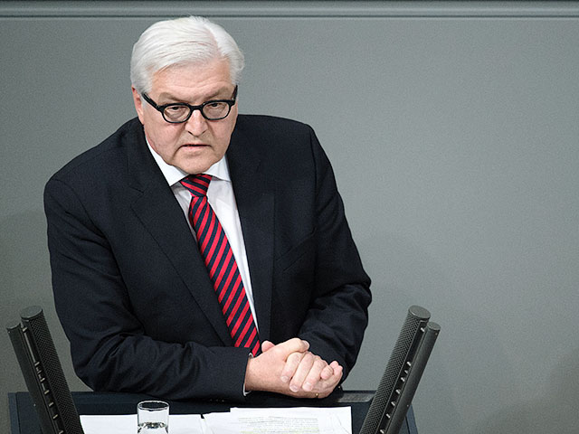 Министр иностранных дел Германии Франк-Вальтер Штайнмайер заявил, что кризис с Россией может затянуться более чем на десятилетие, а стремление Украины в НАТО лишь "подливает масла в огонь".