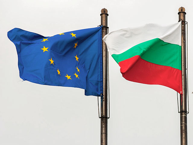 Власти Болгарии после отказа России от строительства газопровода "Южный поток", который должен был обеспечить юго-восточную часть Европы газом, вынуждены искать новые стратегические источники топлива
