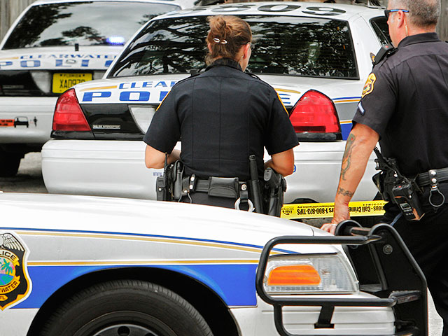 Полиция США объявила в розыск жителя города Брейдентон в штате Флорида Андреса Энди Авалоса