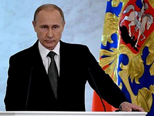 Эксперты назвали странной историческую часть Послания Путина: "Великорусский опиум для народа"