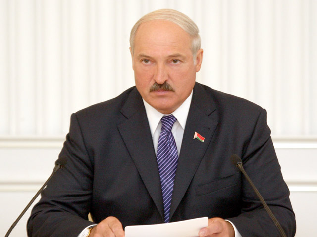 Президент Белоруссии Александр Лукашенко подписал Директиву об обороне государства и провел заседание Совета безопасности, на котором говорил об Украине и об угрозах безопасности Белоруссии