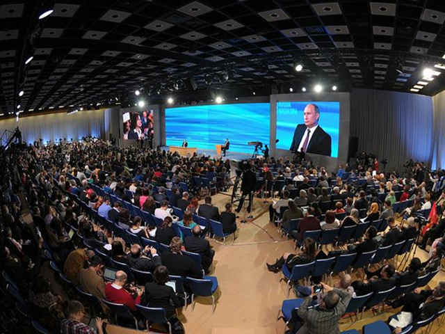 Подробно точка зрения президента будет представлена не раньше, чем на итоговой большой пресс-конференции 18 декабря: она, как заверил Песков, должна пройти "в плановом порядке"
