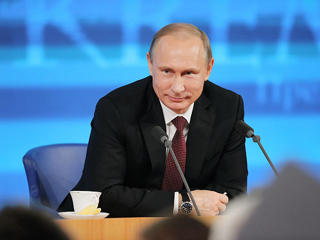 На фоне тревожных прогнозов по поводу стремительно набирающего обороты экономического кризиса в РФ в четверг пройдет традиционная - десятая по счету - пресс-конференция президента Владимира Путина
