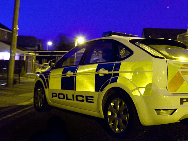 Полиция в Британии поймала мужчину, стрелявшего в людей возле школы