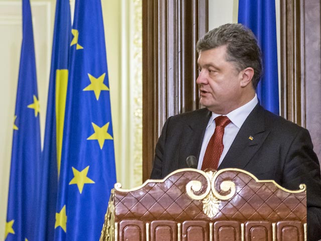 Президент Украины внес в Верховную раду законопроект об отмене внеблокового статуса