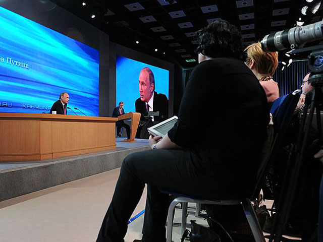 Пресса подвела итоги пресс-конференции Путина: ни одной подвижки, ясности не прибавил и надежд не вселил