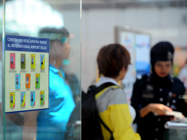 Гражданка Таиланда Дуангчит Контоконбари была задержана малазийскими полицейскими в международном аэропорту Куала-Лумпур в Сепанге в марте 2013 года