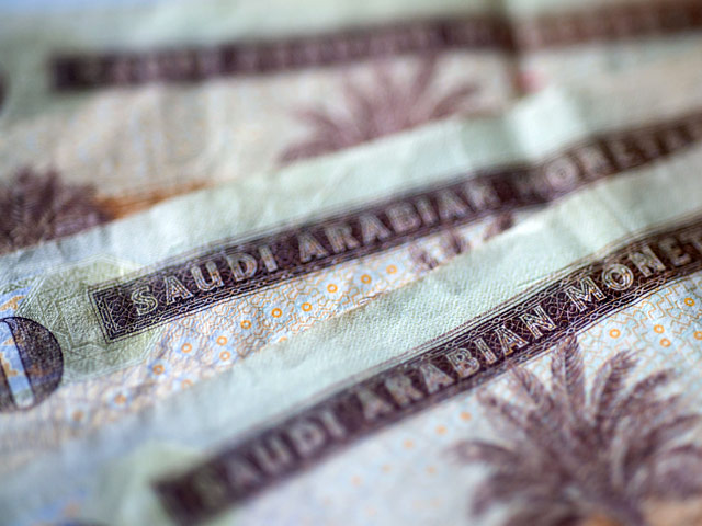 Бывший экономический советник правительства Саудовской Аравии Джон Сфакианакис предполагает, что бюджет страны на 2015 год сверстан, исходя из цены на нефть в 80 долларов за баррель