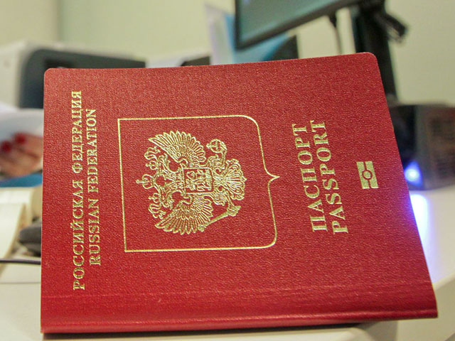Для поездки в Турцию россияне будут обязаны иметь загранпаспорт, действительный не менее 60 дней с момента окончания срока действия визы, сообщает МИД России