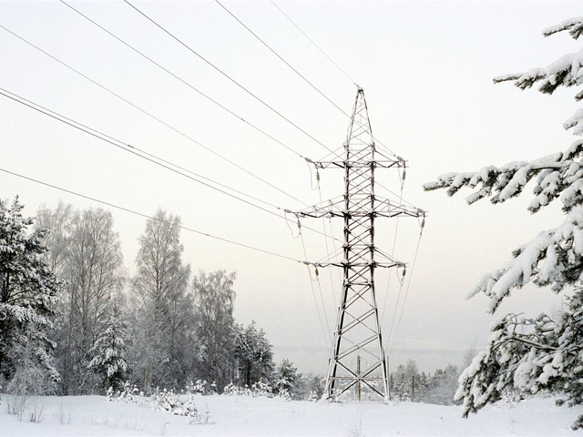 Москва и Киев подписали два контракта на поставку электроэнергии из РФ в Украину