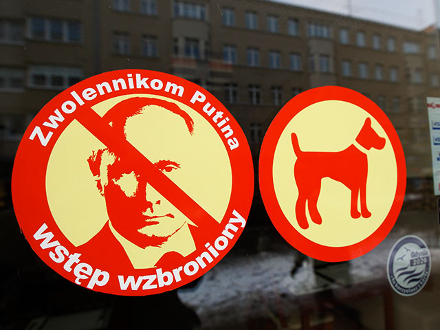 Польский ресторатор запретил вход посетителям с собаками и сторонникам Путина