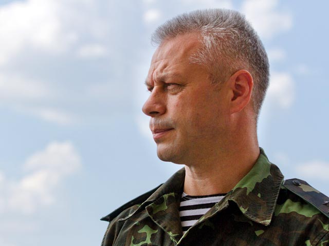 Андрей Лысенко заявил, ссылаясь на данных разведки, что руководство "ДНР" проводит "так называемую "добровольческую" мобилизацию местного населения в возрасте от 16 до 18 лет"