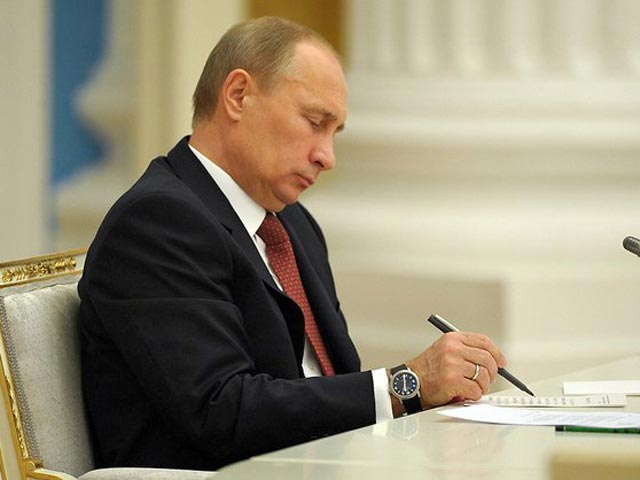 Президент России подписал указ, определяющий порядок прохождения иностранцами службы по контракту в российской армии
