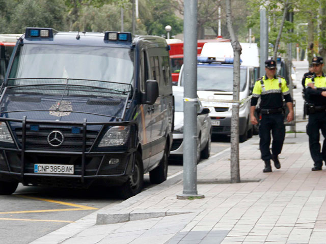 Испанские полицейские провели серию арестов подозреваемых в организации занятий проституцией