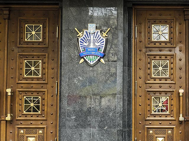 Генеральная прокуратура Украины подтвердила, что следователями в рамках уголовного дела по факту финансирования терроризма и незаконных вооруженных формирований на Донбассе был допрошен бизнесмен Ринат Ахметов